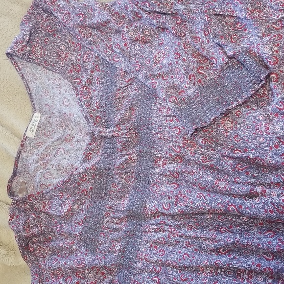 3/4 sleeve top - Picture 5 of 5